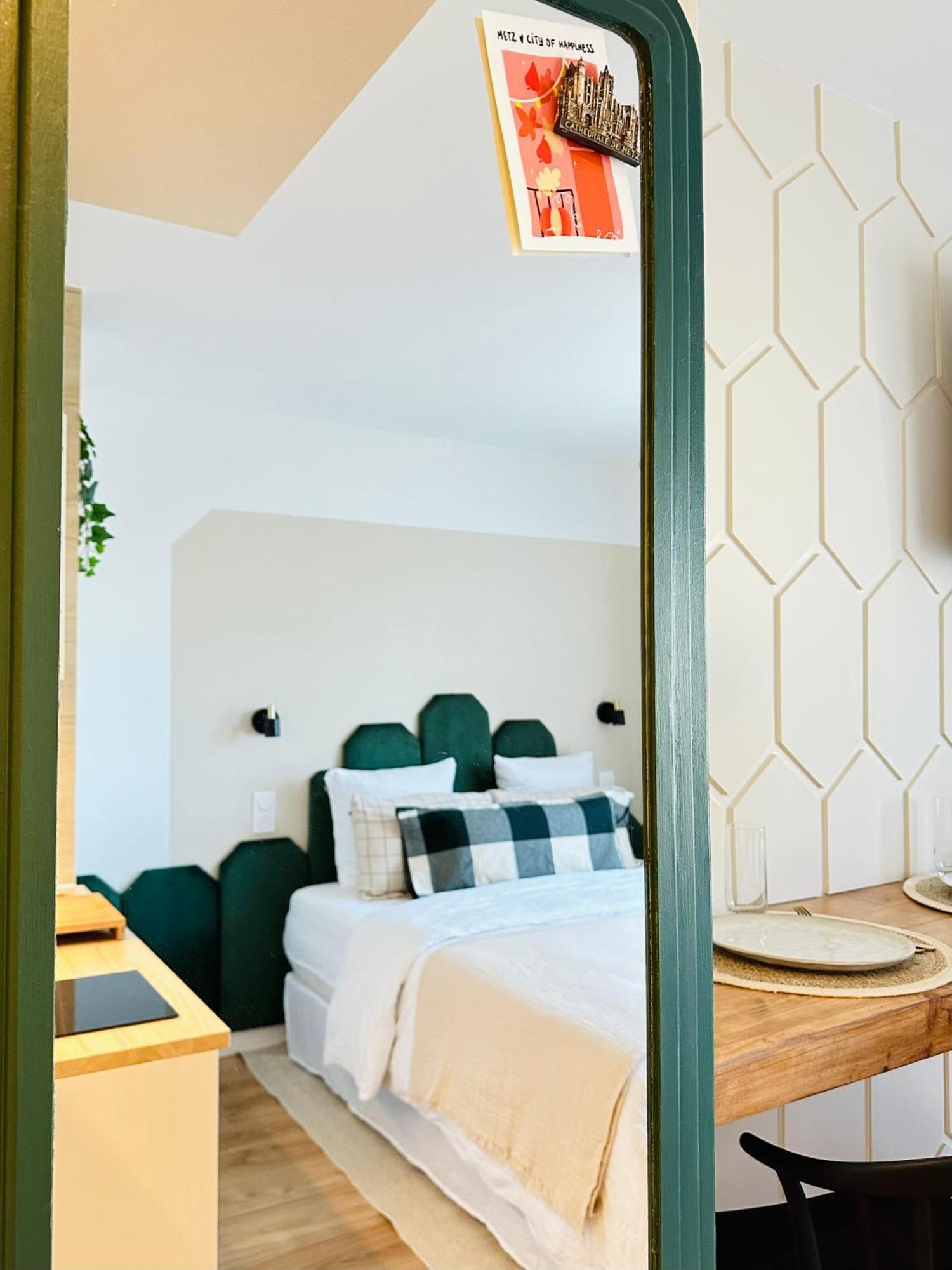 L'Emeraude - Superbe Studio Tout Equipe + Parking Мец Экстерьер фото